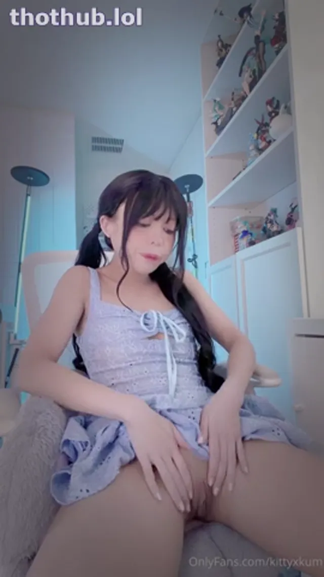 Kittyxkum – needy for it to be DEEP