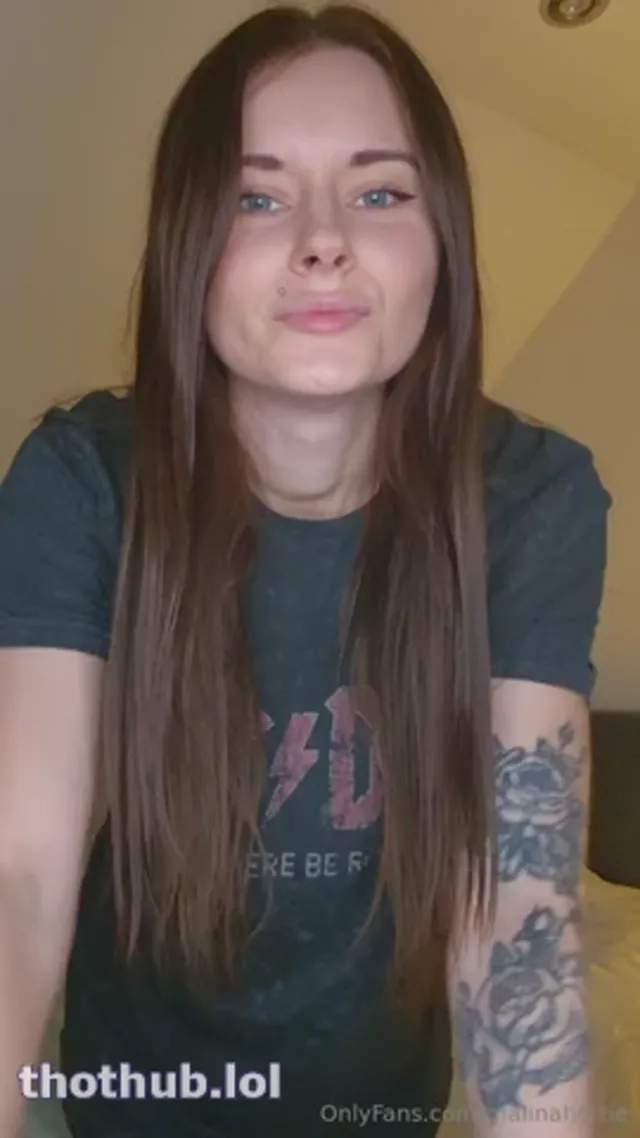 MalinaHottie – Stripping