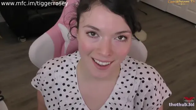Tigger Rosey Office Slut