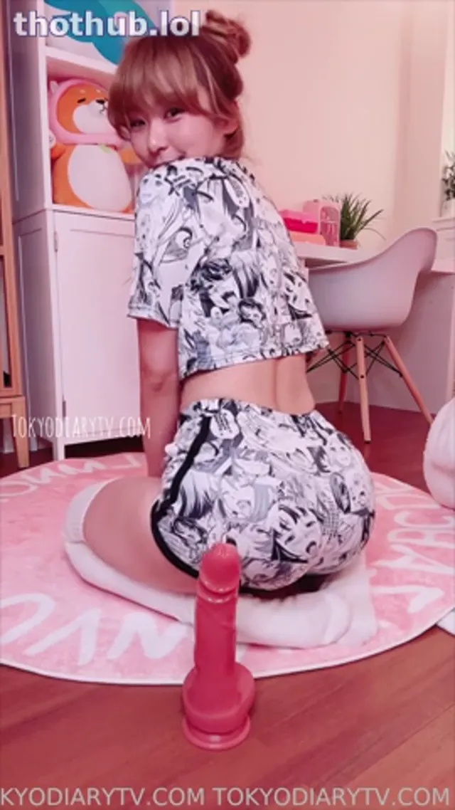 Tokyodiary dildo fuck show up