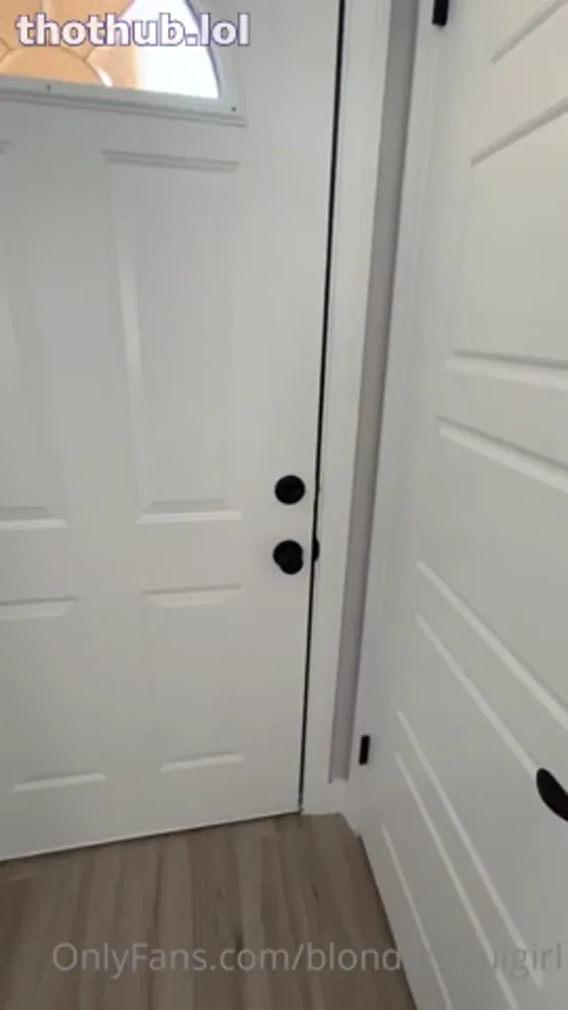 BlondeMauiGirl POV Sex Tape