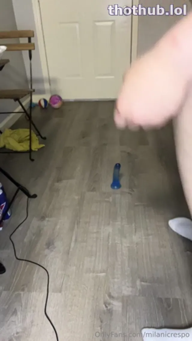 MilaniCrespo Dildo OF