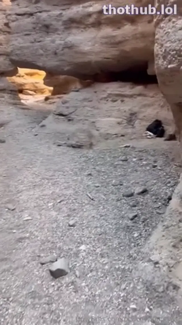 PeachyPrime Outdoor Creampie By A Random Hiker