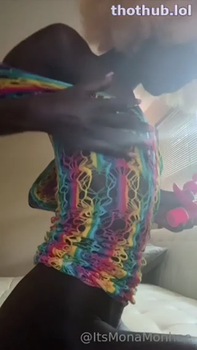 Itsmonamonhoe pink dildo stuffing