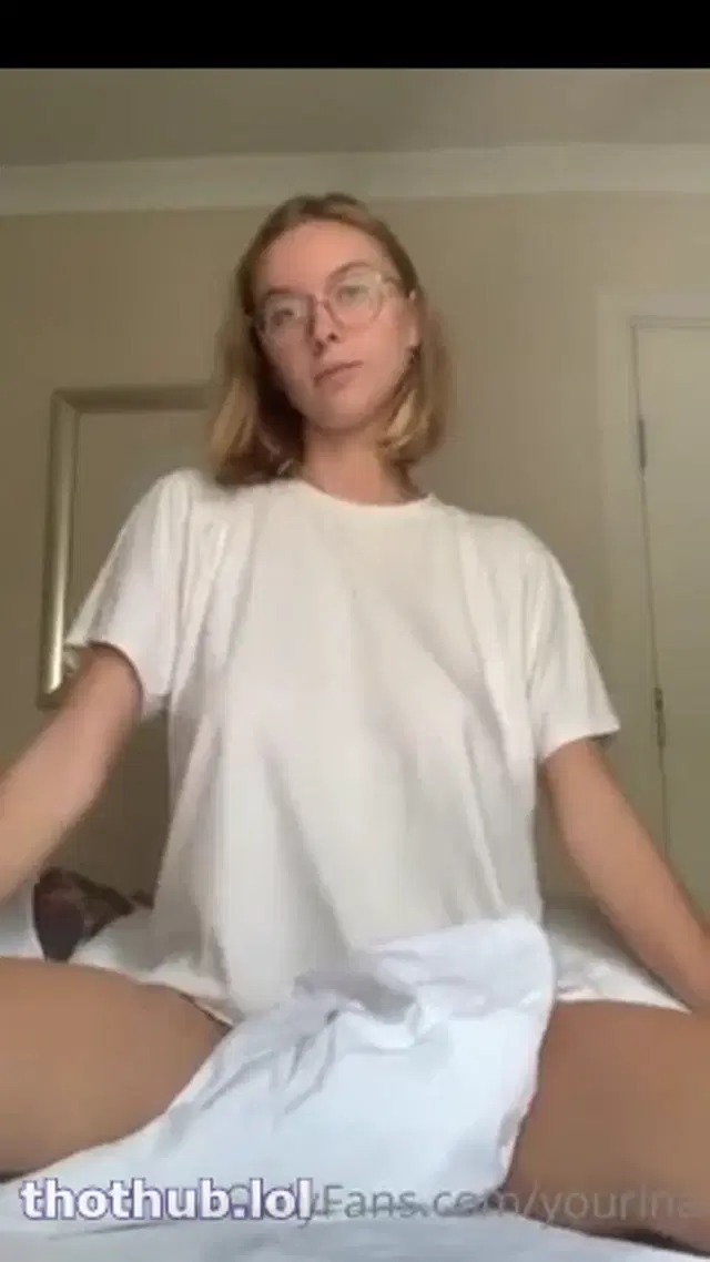 Yourina naked tits and pussy play