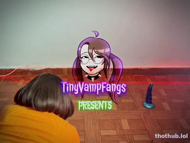 Tinyvampfangs velma