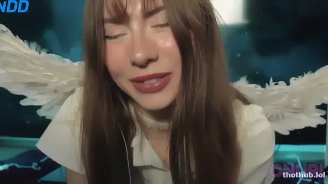 ASMR Onuri – Satisfying Angel Licks