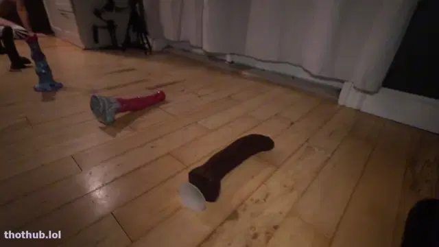 EmmaJonesOF Solo Dildo