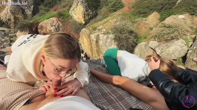 Lis Evans, Spirite Moon – Outdoor Sucking Two Cocks On The Private Beach