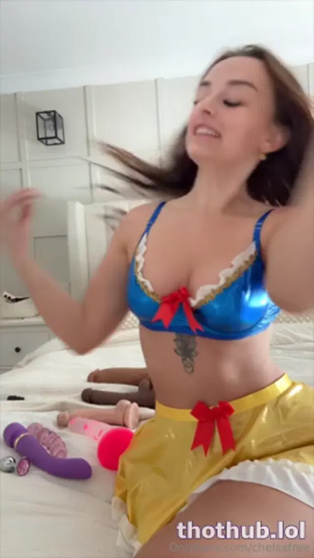 Chelsx snow white solo