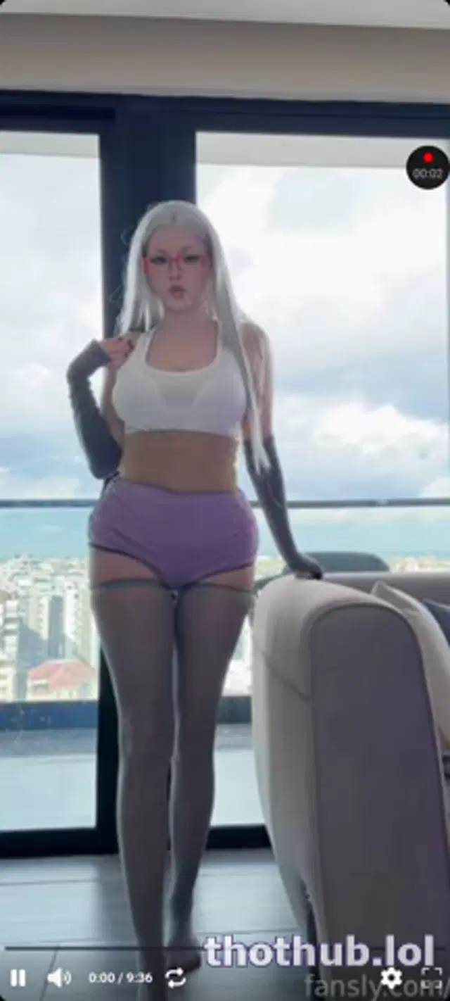 Hidori Rose sexy AF