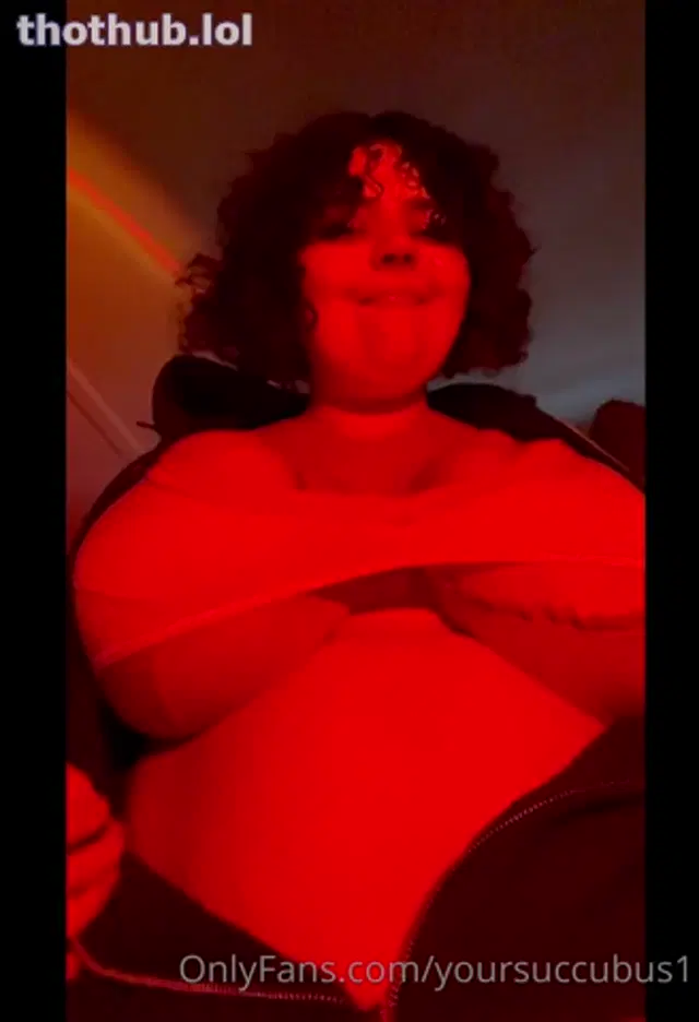 Yoursiren1 Sensual dildo suck and ride