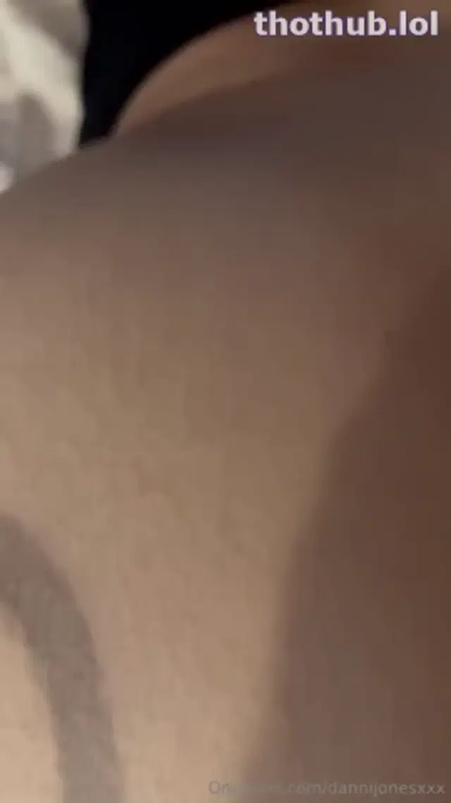 Danni Jones squirt on cock