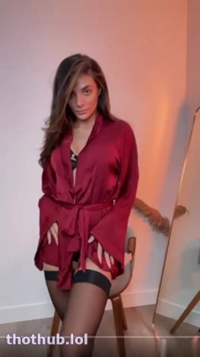 ALEYNA.KREZZ OR TURKAN WOOD