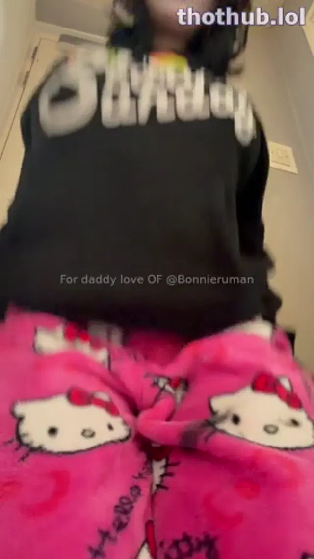 BonnieRuman goth solo