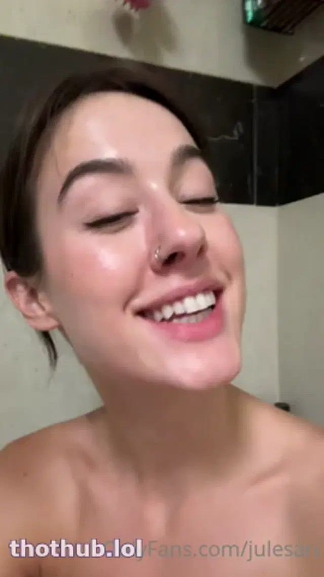Jules Ari Naked Jacuzzi Onlyfans