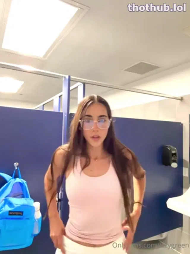 Izzygreen Dildo OF