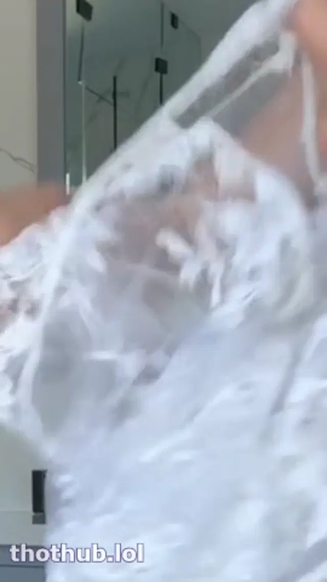 Piper Rockelle accidentally bare tits view