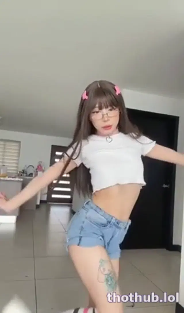 Sofiuwu fuck machine