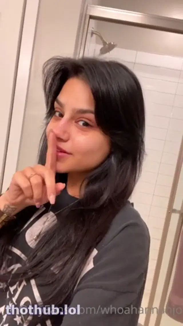 Hannah Jo @whoahannajo masturbates 23