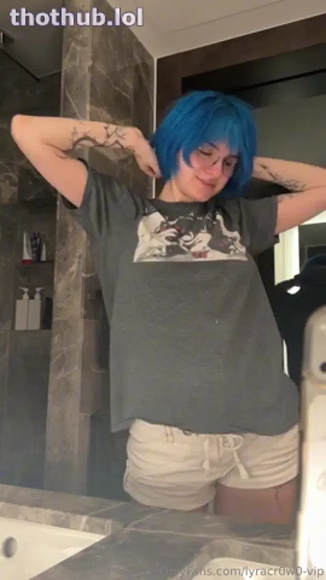 Lyra Crow