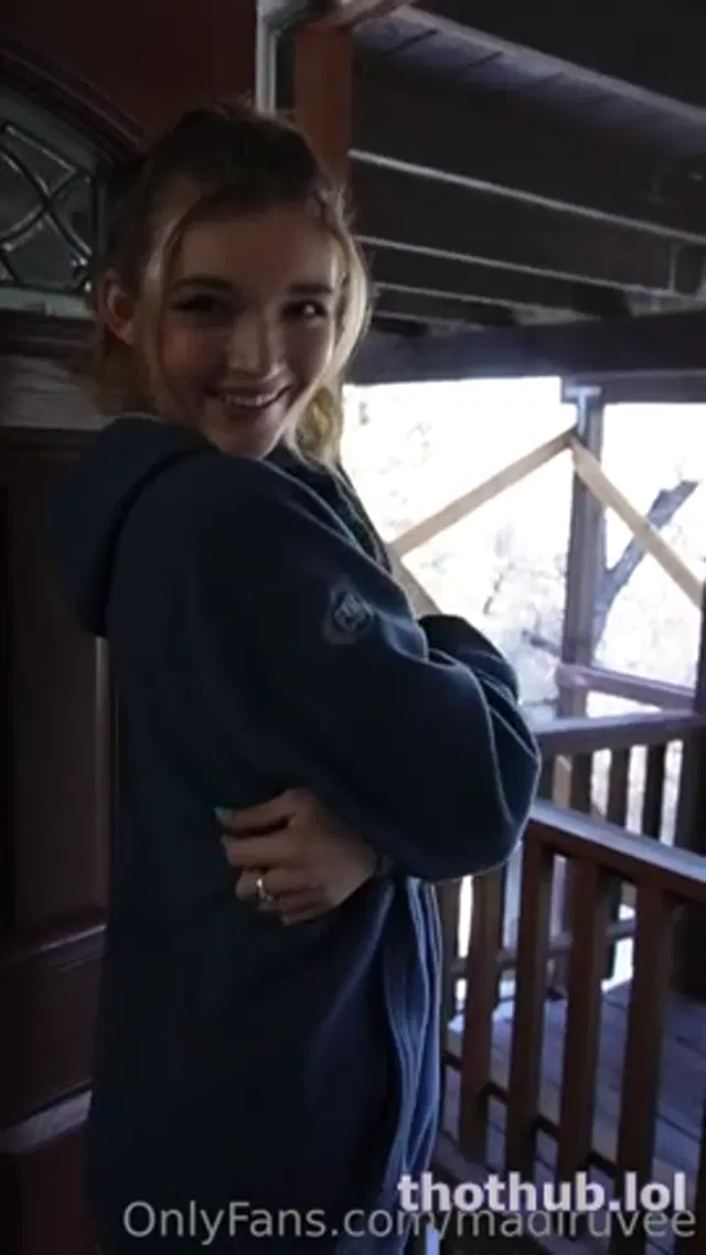 MadiRuve Sex Tape In Winter Cabin