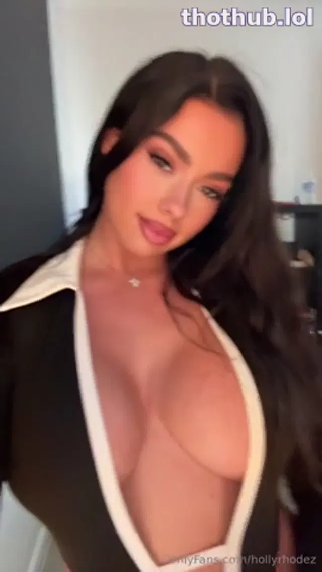 Holly solo 2