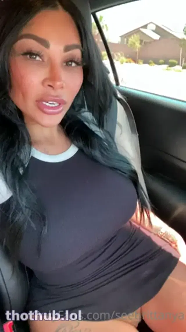 Brittanya Razavi anal masturbation onlyfans