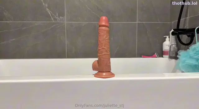 Juliette stj squirts after riding her toy