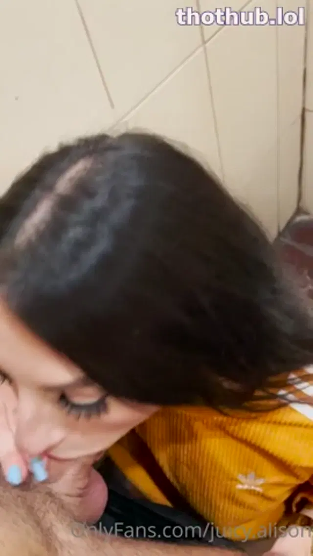 Juicy.Alison sloppy deepthroat onlyfans