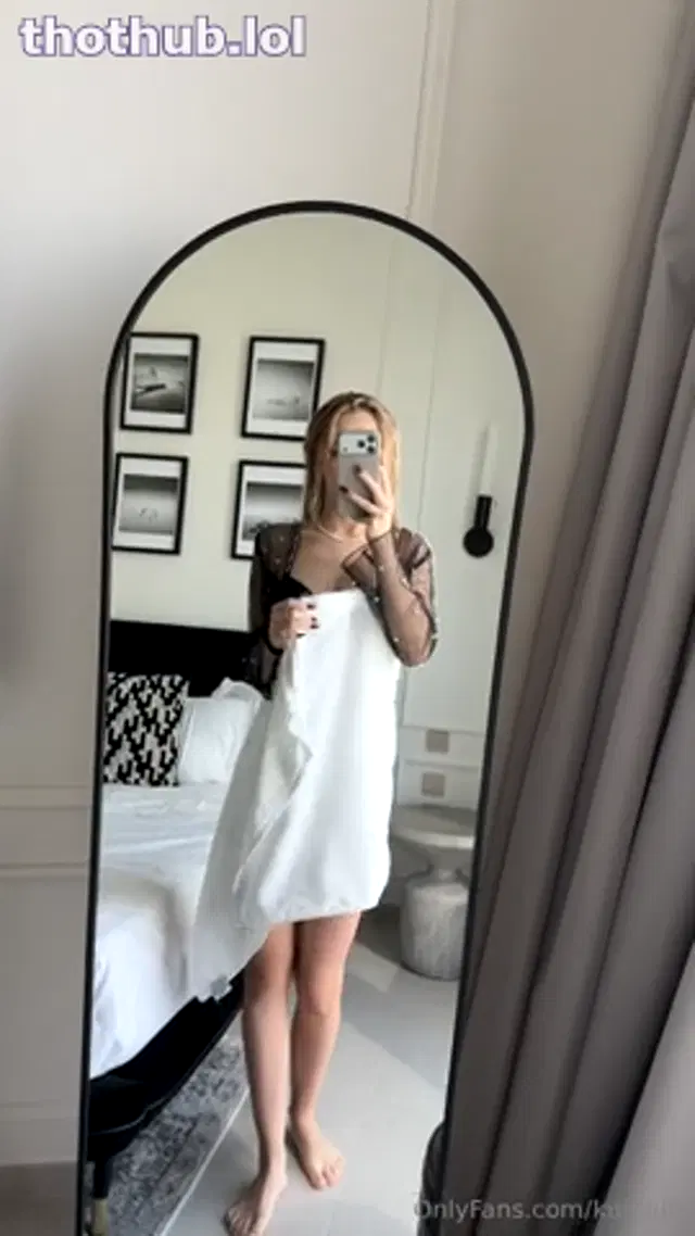 Kim sexy blonde PoV solo