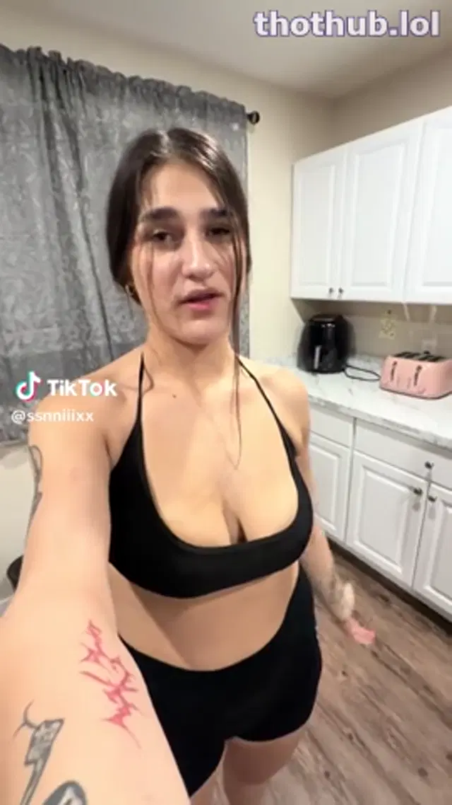 Snixxxx tiktok3