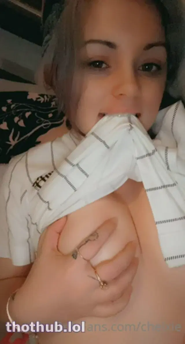 Chelxie tits