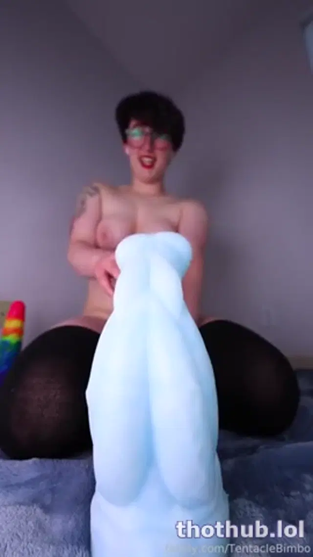 TentacleBimbo 122