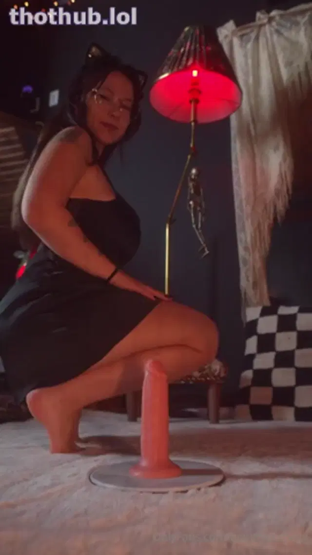Bigtittygothegg bj dildo riding
