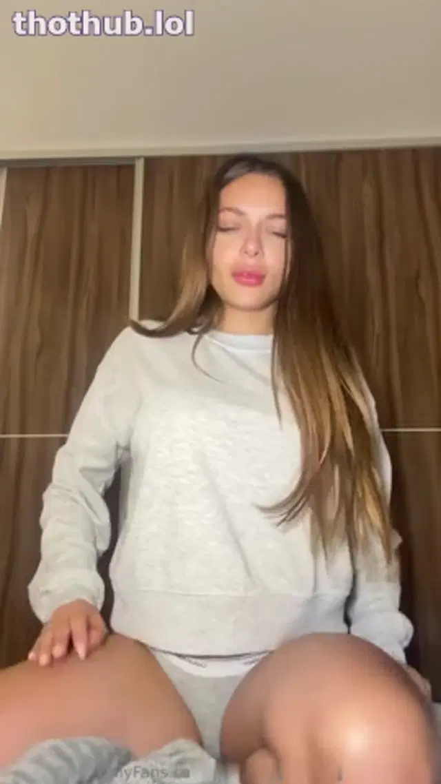 Mia nicole