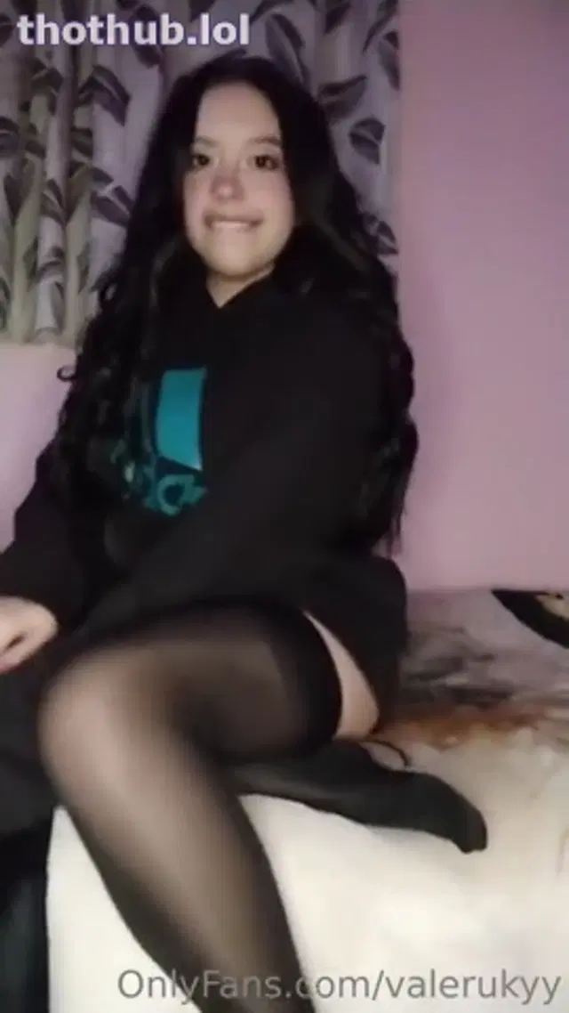 Valerukyy solo dildo play