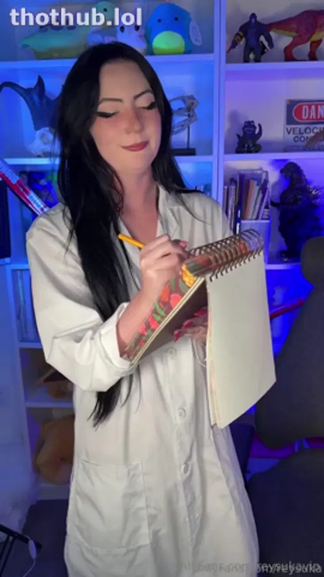 Reysuka – Dildo Blowjob and Ride