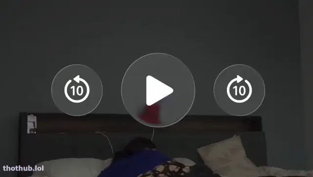 Gabito saltando