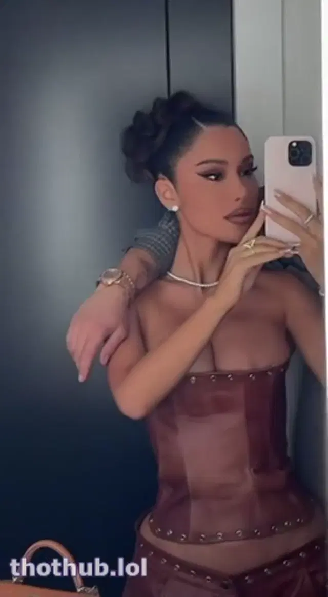Janet guzman tit groped