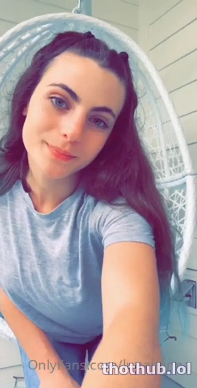 Luna PoV solo outside