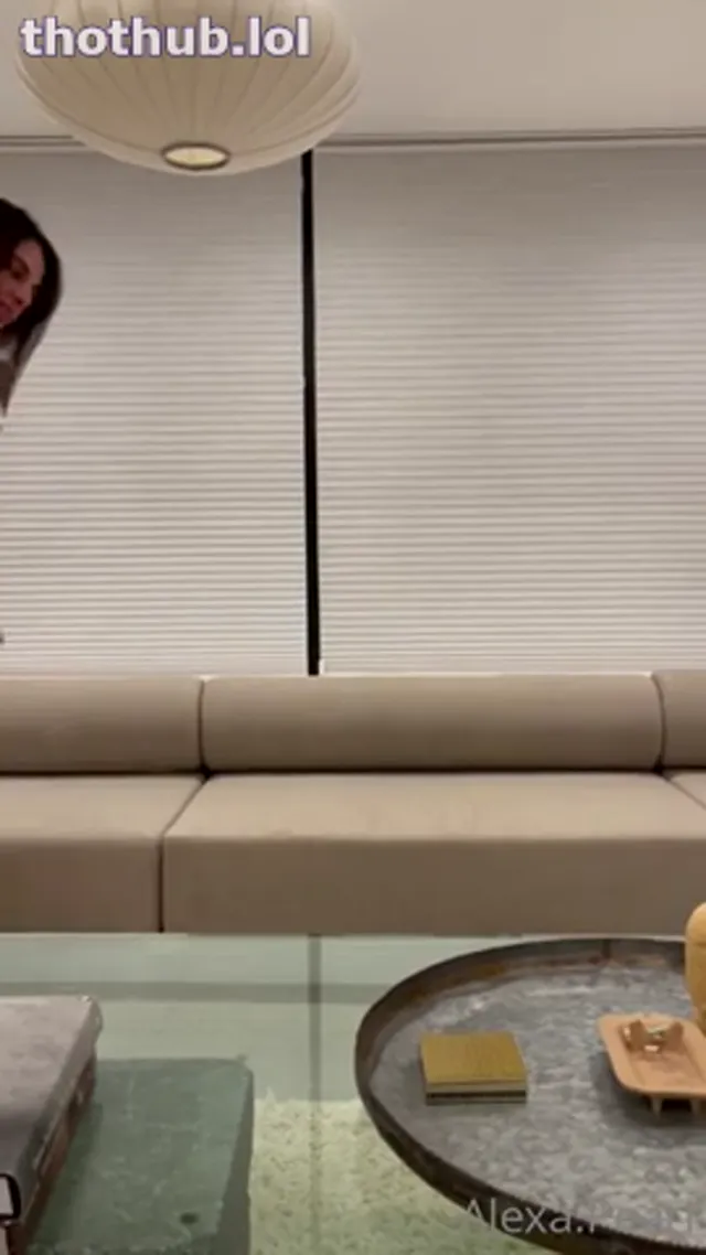 Alexa Pearl Therapist