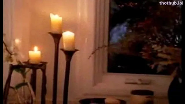 MONKEY MAG   Cover Girl Zdenka