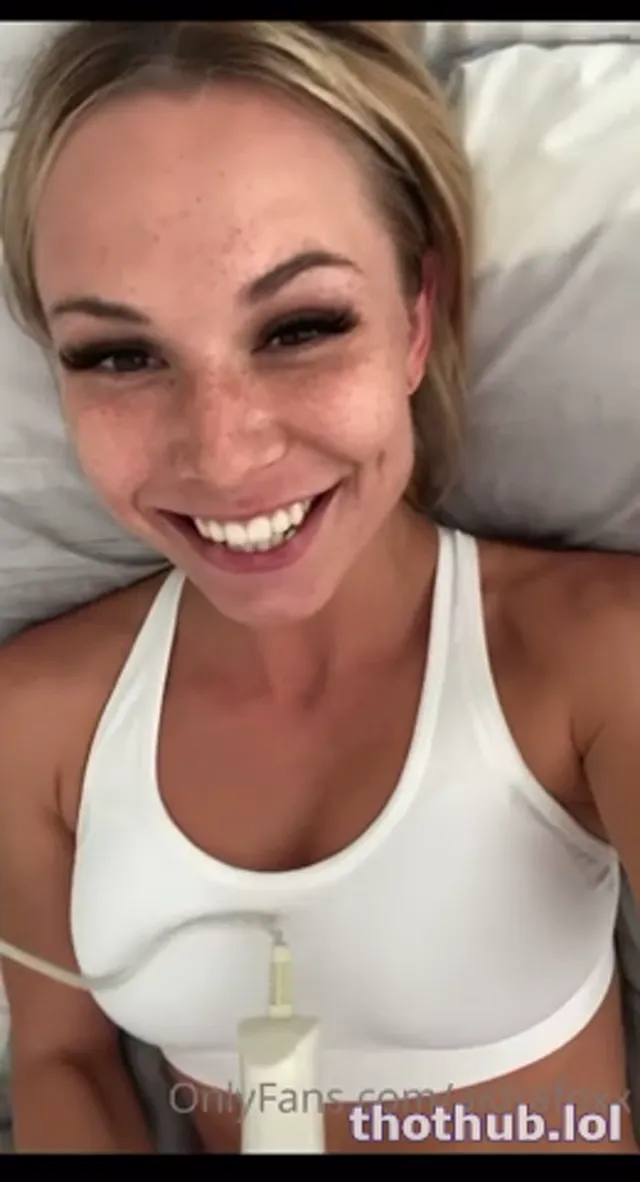Adria Fox of 8