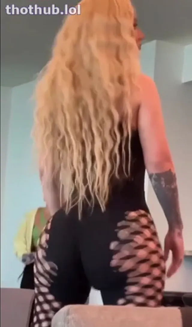 Iggy Azalea 3