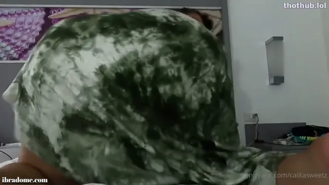 Calitasweetz bouncing ass