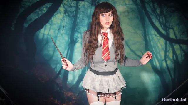 Angie Griffin – Hermione Vs Spider