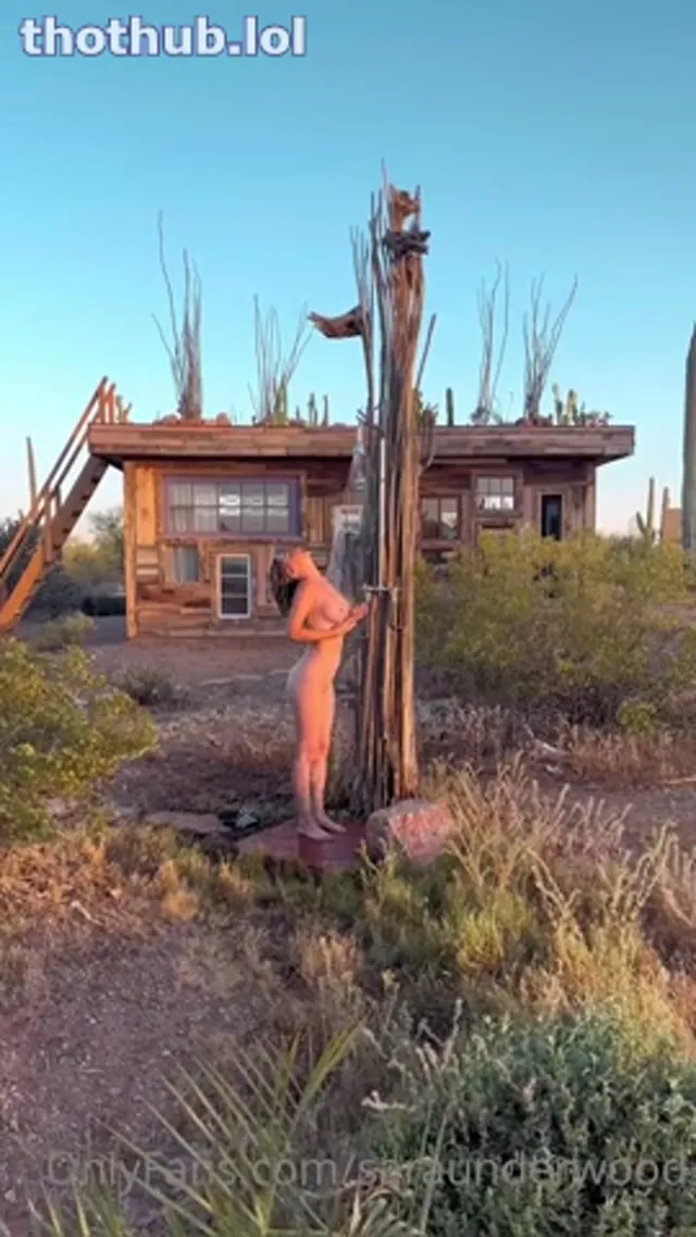 Sara Underwood Nude Outdoor Shower Video Leaked