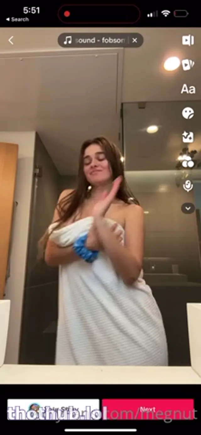 MEGNUT – In Shower Towel