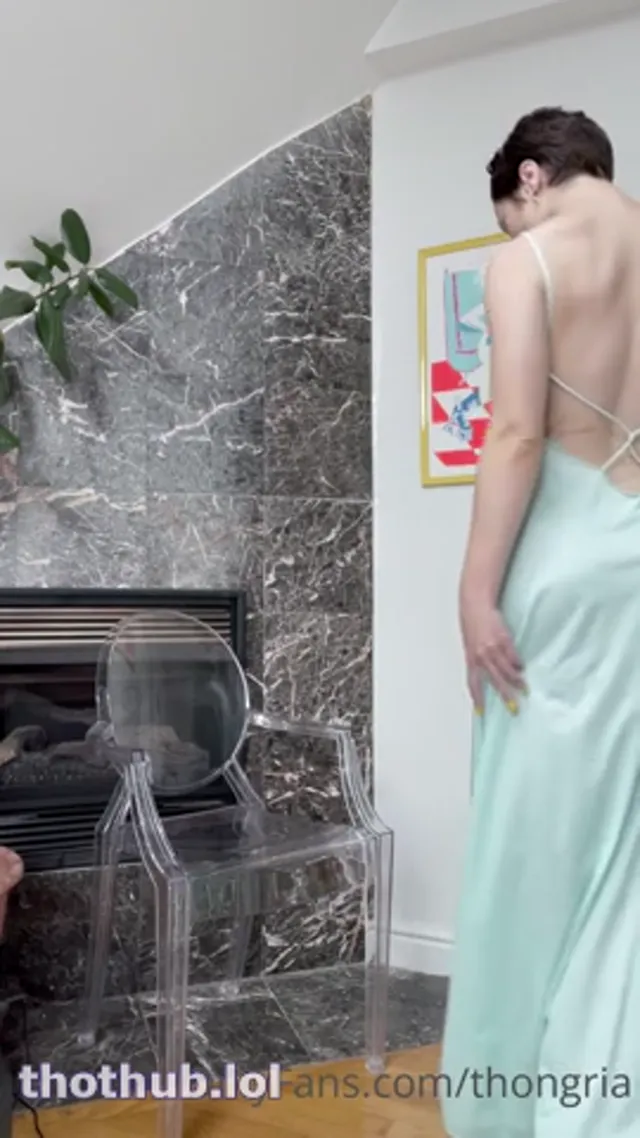 Thongria Chair Squirt